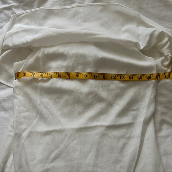 NWT Charles Henry Ivory Off the Shoulder Dress Size Small - Picture 3 of 5